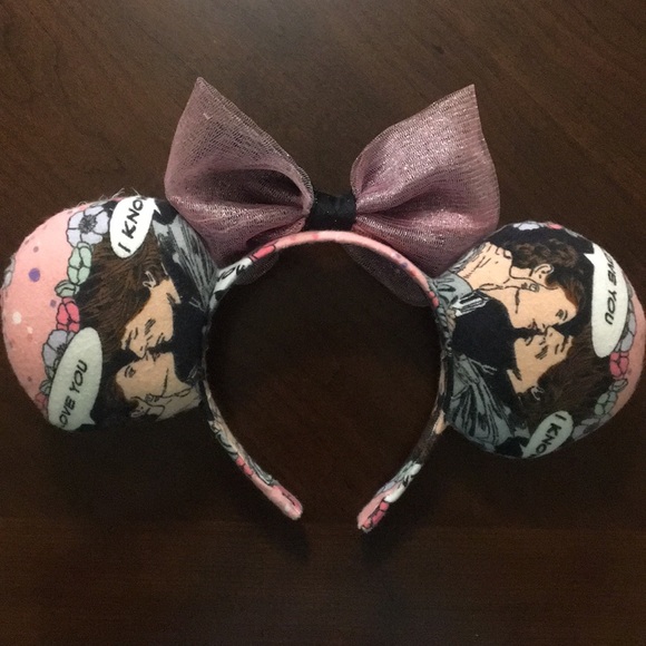 Valentine’s Day Disney Star Wars Ears - Picture 5 of 8